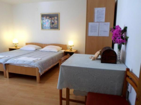 Гостиница Nice Studio apartment for 2  Дубровник